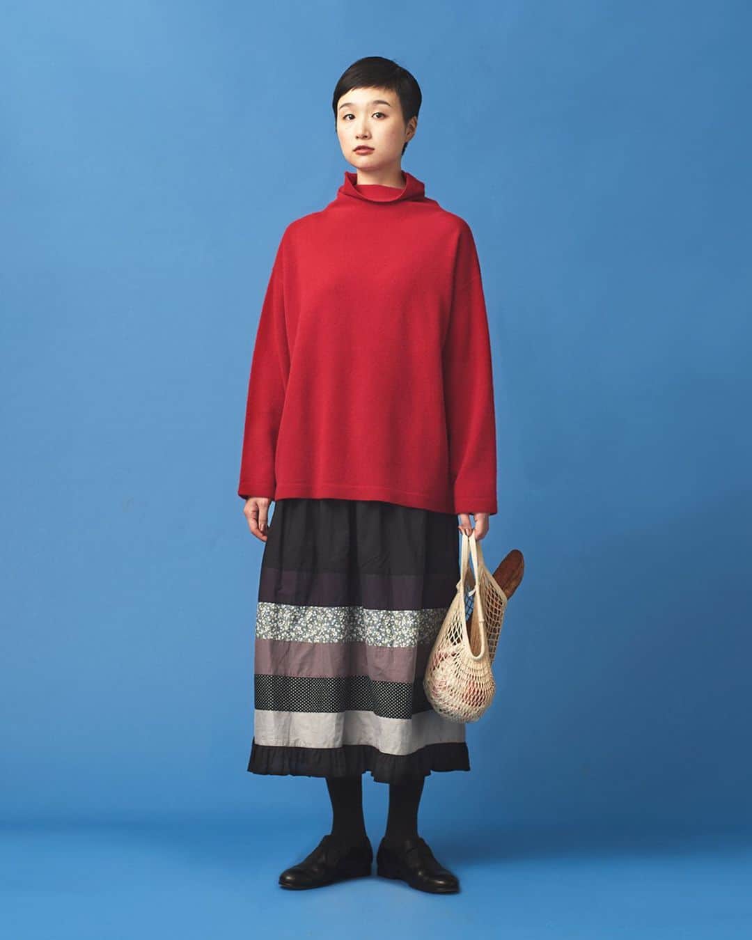 chambre de charmeさんのインスタグラム写真 - (chambre de charmeInstagram)「. 【 chambre de charme 2019 autumn collection 】 ㅤ  knit pullover ¥13,800+tax / chambre de charme skirt ¥14,800+tax / Malle ㅤ  Photo: Ryoko Ono(@musshkamayaturyoko) Hair&Make: Aya Murakami(@ayamurakami__) Styling: Kaho Yamaguchi(@kaho__yamaguchi) Model: Tara(@tarafuku333 ) . #2019autumncollection  #chambredecharme #mallechambredecharme  #matquotidien#eipe#malle#mat」8月9日 17時46分 - malle_cdc_official