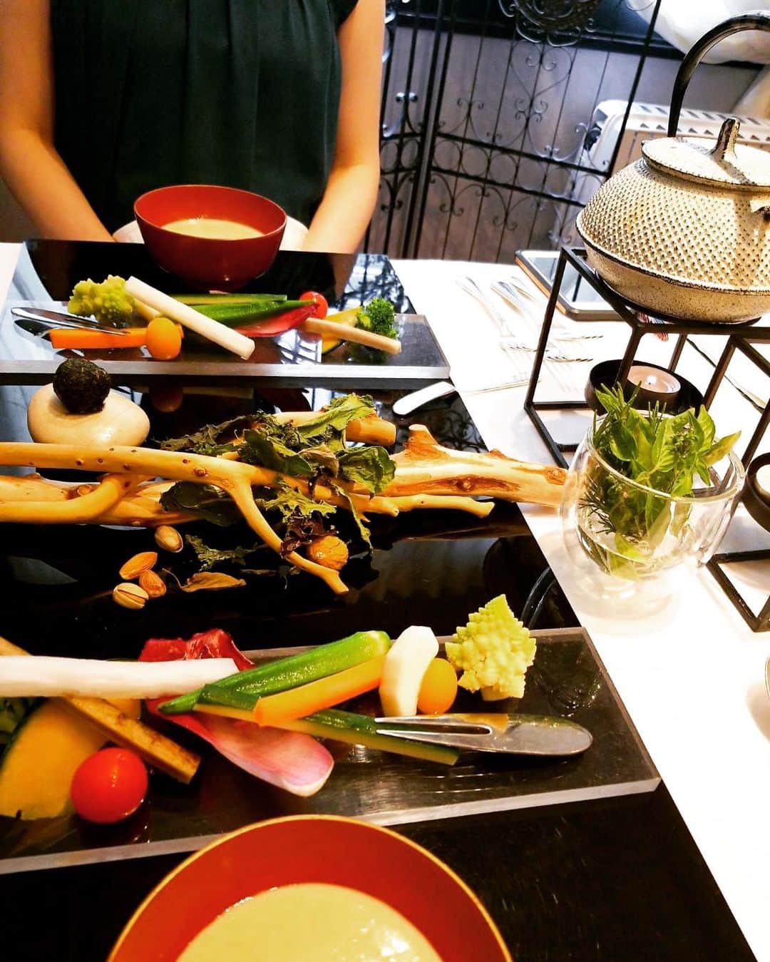 雛月乙葉さんのインスタグラム写真 - (雛月乙葉Instagram)「・ お友達と創作フレンチのランチを食べに行ってきました😋 ・ どれを食べても本当に美味しかったので、また特別な日にお邪魔したいと思います✨ ・ それにしても写真を撮るセンスが欲しい…  #ブラッセリーラルドワーズ #贅沢なランチ#謎のご褒美」8月9日 16時19分 - h.ayano.m