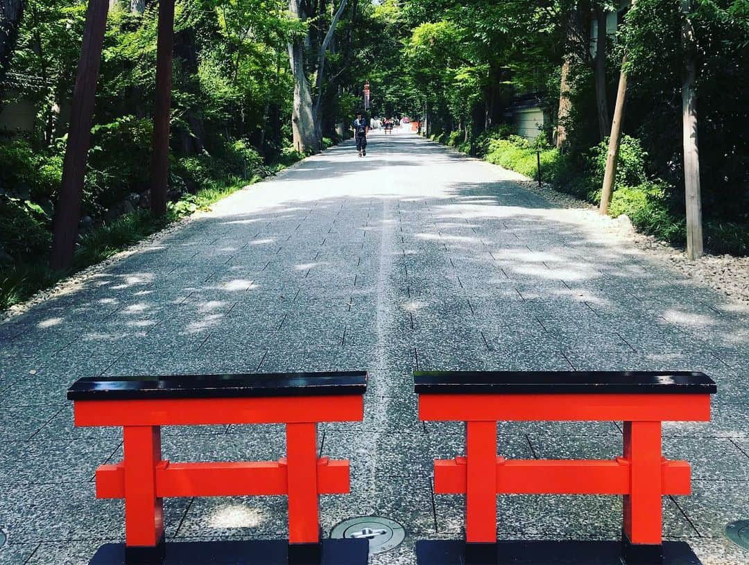 原田佳奈さんのインスタグラム写真 - (原田佳奈Instagram)「・ ・  京都の下鴨神社へ。  京都暑い😵💦 #下鴨神社 #たまご型のオブジェ多数 #もうすぐ糺ノ森の光の祭り」8月9日 16時44分 - kanaharada1211