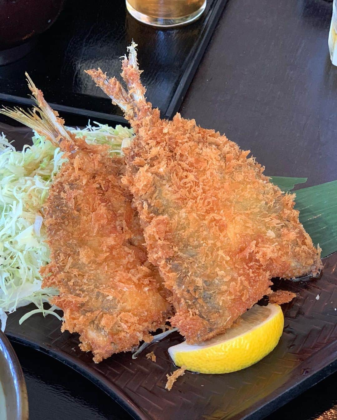 あびる優さんのインスタグラム写真 - (あびる優Instagram)「江ノ島🥰 アジフライも食べたよ🐟 動画、浮かれちゃってるね😛 楽しかった証。  #summer#sunnyday#happy#smile#enoshima#video#夏#真夏#晴天#海#江ノ島#動画#アジフライ#美味しかった#楽しかった#思い出」8月9日 16時36分 - yuabiru74