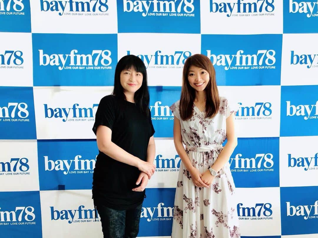 織田千穂さんのインスタグラム写真 - (織田千穂Instagram)「みなさまー❤️ 今日は #bayfm オンエアです💜✨ * 18:45～🕤bayfm📻78.0MHzで BIGMOTOR presents ENJOY CAR LIFE🚙=꒱‧ ON AIR🎧⋆* * 千葉県、関東近郊のみなさま 帰り道のお供に…📻🚗 ³₃ radikoエリアフリーで 全国どこでも聞けます🙎💬👂 聞き逃した方はradikoタイムフリーで 聴いてね👌📲💗 * 8月ゲストは… 女優の #伊藤かずえ さんです🚕🚗💨 4年ぶりのご登場です💕 * 今日は「愛車シーマの好きな所ベスト3」 お聞きします🙎💬👂 是非聞いて下さいねー\(* ¨̮ *)/✧‧˚ BIGMOTOR presents ENJOY CAR LIFE | bayfm78 | 2019/8/9/金  18:45-18:55  http://radiko.jp/share/?sid=BAYFM78&t=20190809184500 * bayfmの前には…K-MIXで✨ 【クリーンデバイス・テクノロジー presents　みんなのクルマ選び】 * 静岡📻K-mix 毎週金曜日15時55分～ K-mix LIFE! LIFE! LIFE! | K-MIX SHIZUOKA | * 2019/08/09/金 14:08-16:55  http://radiko.jp/share/?sid=K-MIX&t=20190809140800  こちらの番組内にて15:55～です💕 是非聴いて頂けると嬉しいです🥰🙏🏻 ｡*⑅୨୧┈┈┈┈┈┈┈┈┈୨୧⑅*｡ #bigmotorpresentsenjoycarlife #車女子 #ラジオパーソナリティー #ラジオ女子 #bigmotor #ビッグモーター #radiogirl #radiodj #bayfm78 #ベイエフエム #車好き #ラジオのある暮らし#ラジオ好きな人と繋がりたい #車好きな人と繋がりたい #ラジオdj #モータースポーツパーソナリティー #千葉愛 #instafollow #radiolife #loveradio #織田千穂 #followme  #みんなのクルマ選び #車番組 #クリーンデバイステクノロジー #kmix #kmixradio #静岡エフエム放送*⑅︎୨୧┈︎┈︎┈︎┈︎┈︎┈︎┈┈︎┈︎┈︎┈︎┈︎୨୧⑅︎*」8月9日 16時52分 - chihoda