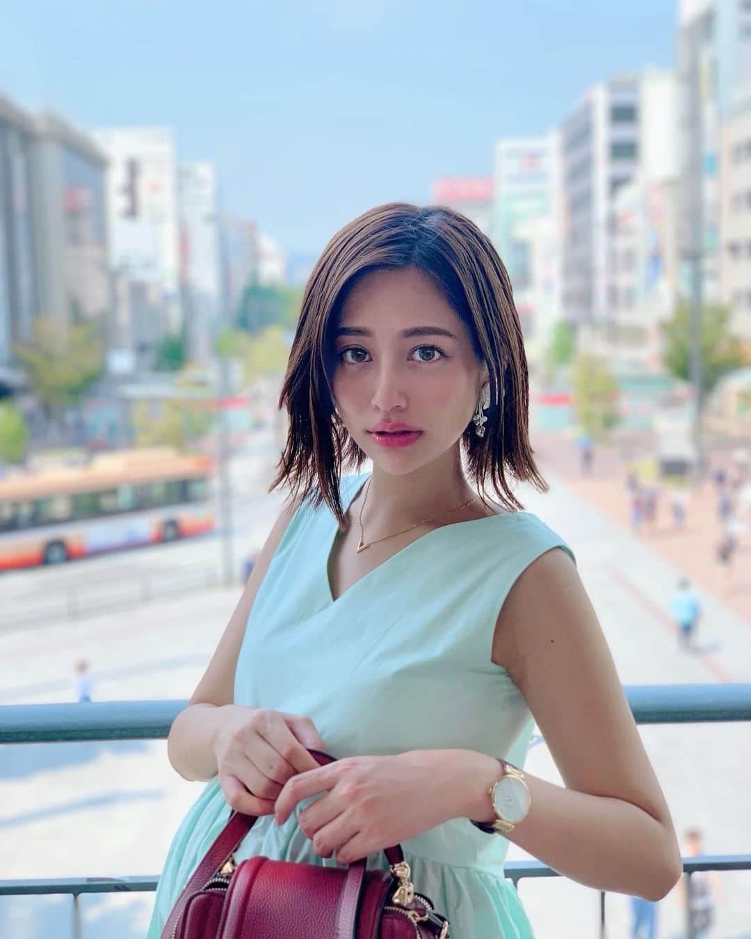 橘リンさんのインスタグラム写真 - (橘リンInstagram)「遂に私もママになってしまった👩 私たちのところに舞い降りてきた天使に日に日にメロメロです🤤💕 . . #出産レポ 時間がある時に書いてみようかな〜？ いよいよ今週末は退院なのでゆっくりしてその後に備えます🌿 . . この時はまだお腹の中に居たね👶 カラコンは @candymagic_official の 新色 #private03 👀 今スペシャルボックスが購入できるよ♡ . . #出産 #出産報告 #ママ #新米ママ #臨月 #妊娠10ヶ月 #ReVIA #candymagic #キャンマジ #ReVIA新色」8月9日 16時47分 - rincharon