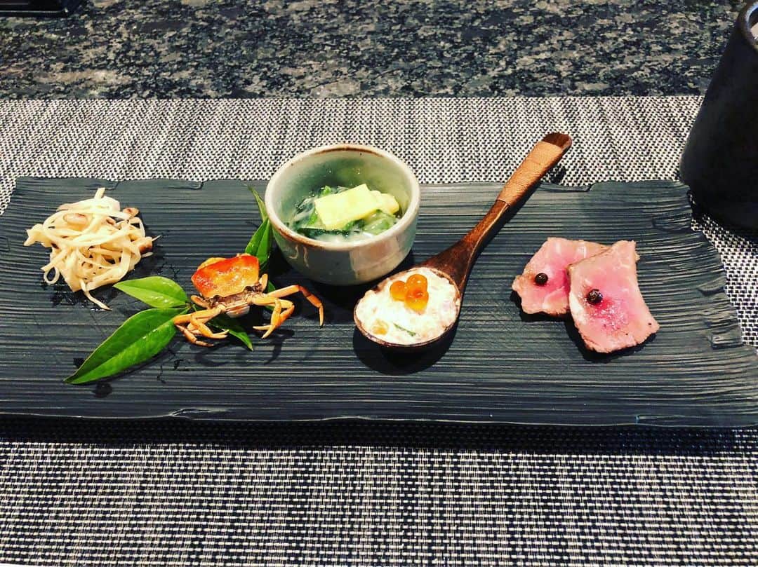 村主章枝さんのインスタグラム写真 - (村主章枝Instagram)「とても素晴らしいお料理でした。 中でも前菜は色も美しくほんとに美味しかった🥰✨ @tatsujin_x  ありがとうございました。 新しいメニューになるみたいです！ The food was so delicious and very precise. Thank you so much. The new menu is coming soon #lasvegas  #lasvegasfood  #japanesefood」8月9日 17時05分 - fumie.suguri