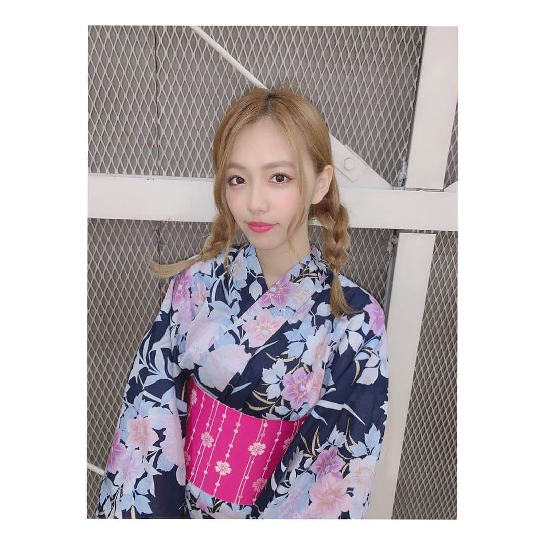 森田彩花さんのインスタグラム写真 - (森田彩花Instagram)「常夏のギャルみ➿❥︎ ． 浴衣もギャルっぽ💛🌺 自分でアレンジして三つ編み👩🏼❣️ ．  #握手会 #浴衣 #常夏 #ギャルみ #gal #ギャル好き #ギャル好き集まれ #いいねよろ #コメよろ」8月9日 17時12分 - ayaka_morita0529