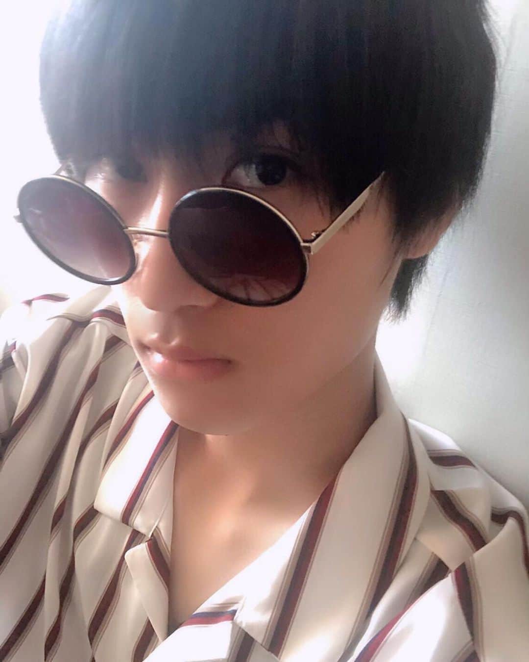 飯島颯さんのインスタグラム写真 - (飯島颯Instagram)「さんぐらす🕶  グラッチェ！  #サングラス#sunglasses#선글러스 #紫外線対策がんばるよ」8月9日 17時20分 - hayate_kumakun_official