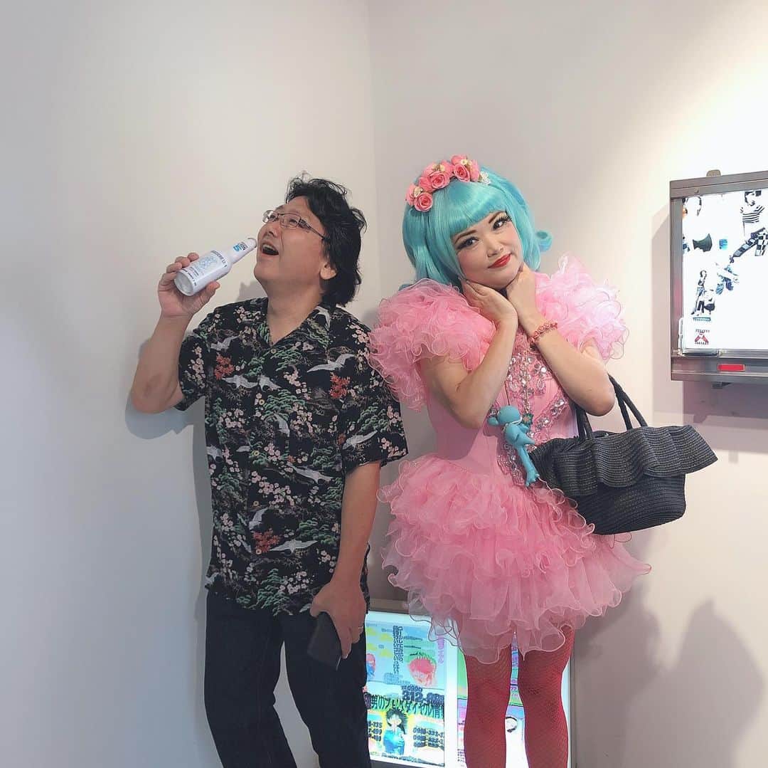 ジュン中山さんのインスタグラム写真 - (ジュン中山Instagram)「I went to @i_am_kiko and @maruyacco collaborate art exhibition in Shibuya ✨🌈💓 they r genius kawaii goddesses 🦋🌸🧚‍♂️🌸✨ It was so much fun to meet artistic friends and new people 🌸🙏 there r full of kawaii energy and girls power ✨💥💥💥 this exhibition is till 14th August at Shibuya connect 12-6pm🌈💐 #OKモギ水井原秀希子円」8月9日 9時02分 - junnakayama