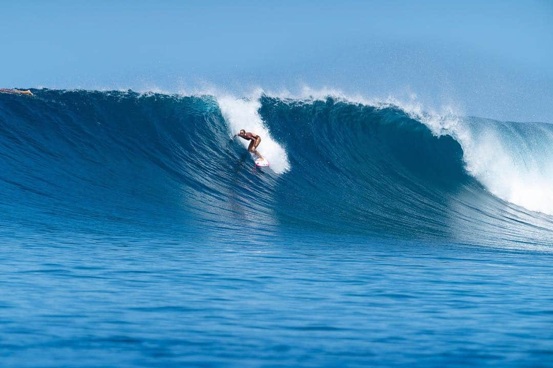 BILLABONG WOMENSさんのインスタグラム写真 - (BILLABONG WOMENSInstagram)「Living that endless summer dream 🌊@isabella_nichols chasing swell in Indo 📸 @ryzphoto」8月9日 9時36分 - billabongwomens