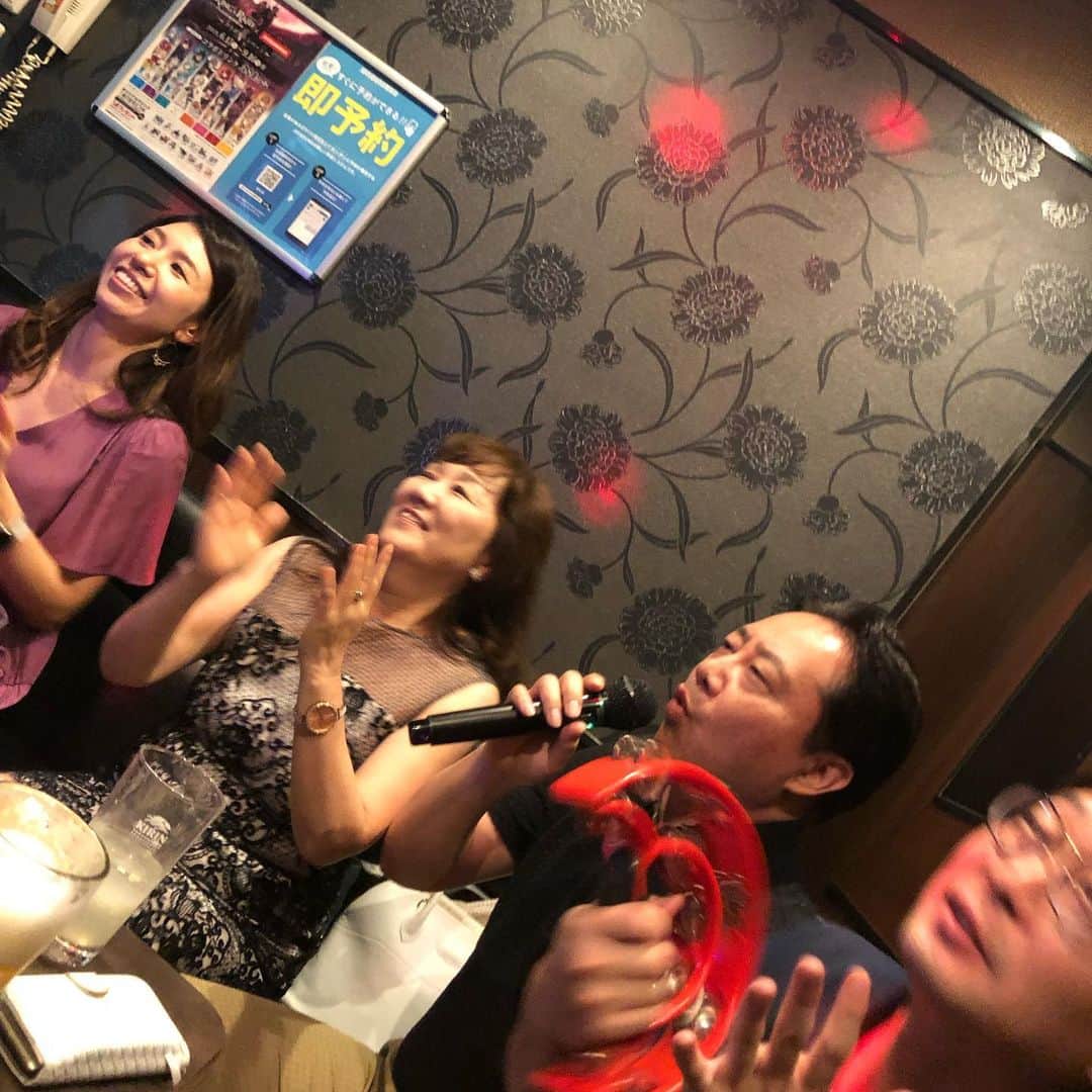 黒田愛美さんのインスタグラム写真 - (黒田愛美Instagram)「昨晩は #銀座ソラリアクリニック  納涼会😊 今は月一回だけお手伝いさせて頂いてるけど、ここの #乳歯歯髄幹細胞上清液 は本当にすごい‼️ 加藤先生と古賀先生が益々若返っててびっくりしました😆 #点鼻 でできるのもメリットで、私もやっぱりやろー❣️ こらからきっと更に沢山の人を救えますね✨✨ 色々新しい情報も知れてよかった✨ 久々の小籠包→カラオケ🎤も楽しかった😄 #美容アンチエイジング専門医  #黒田愛美」8月9日 9時54分 - kurodaaimi
