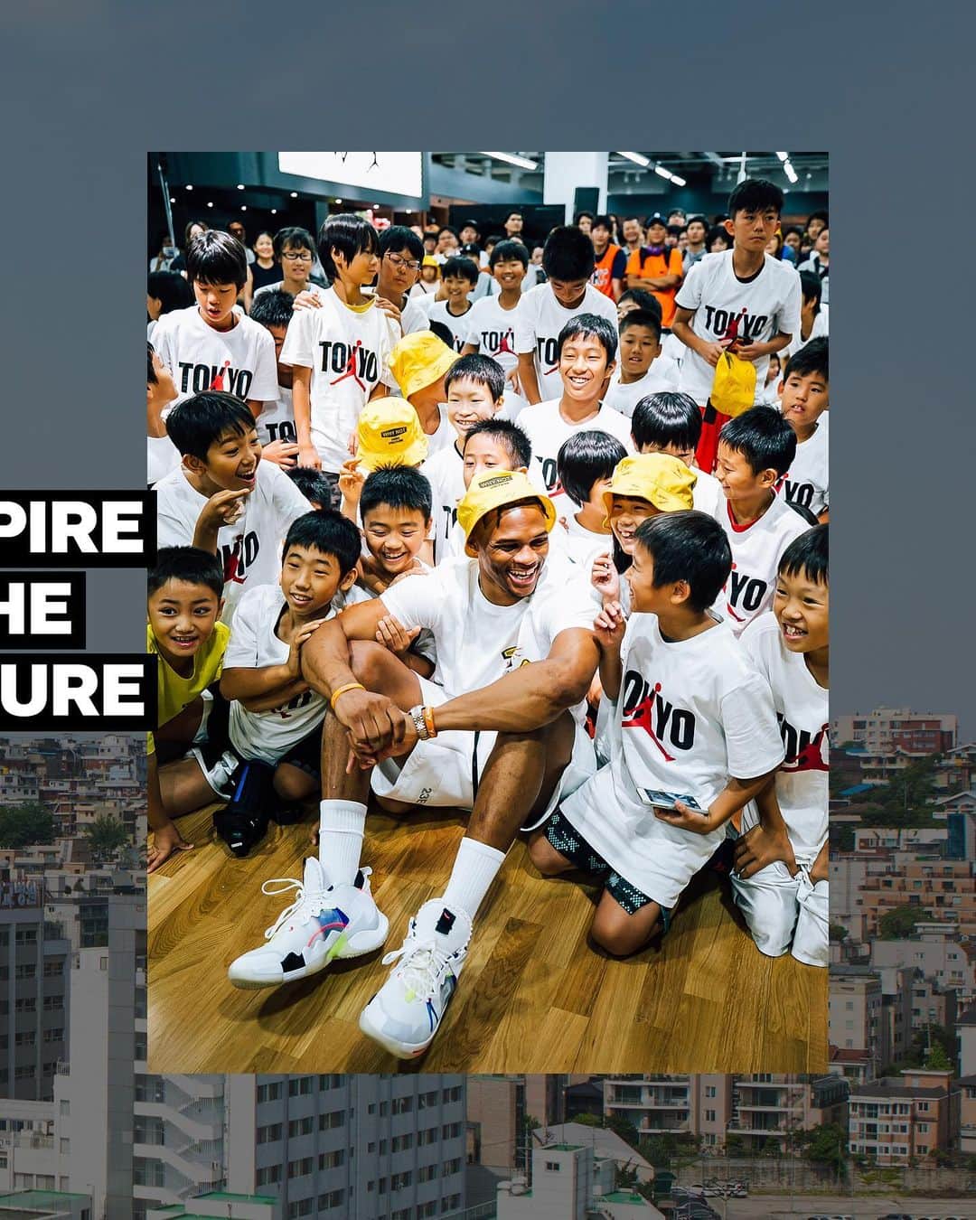 Jordanさんのインスタグラム写真 - (JordanInstagram)「@Russwest44 showed the kids how to own their city on his #WhyNot Tour in Asia.」8月9日 10時13分 - jumpman23