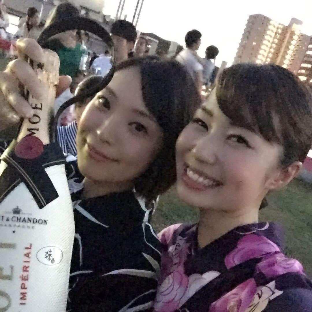 嶺乃一真さんのインスタグラム写真 - (嶺乃一真Instagram)「琵琶湖花火大会行ってきました〜🎇❤️ 目の前で上がる大迫力の花火に感激😢✨ りりかも来てくれて楽しい楽しい1日なりました！」8月9日 10時31分 - happy2ndlife