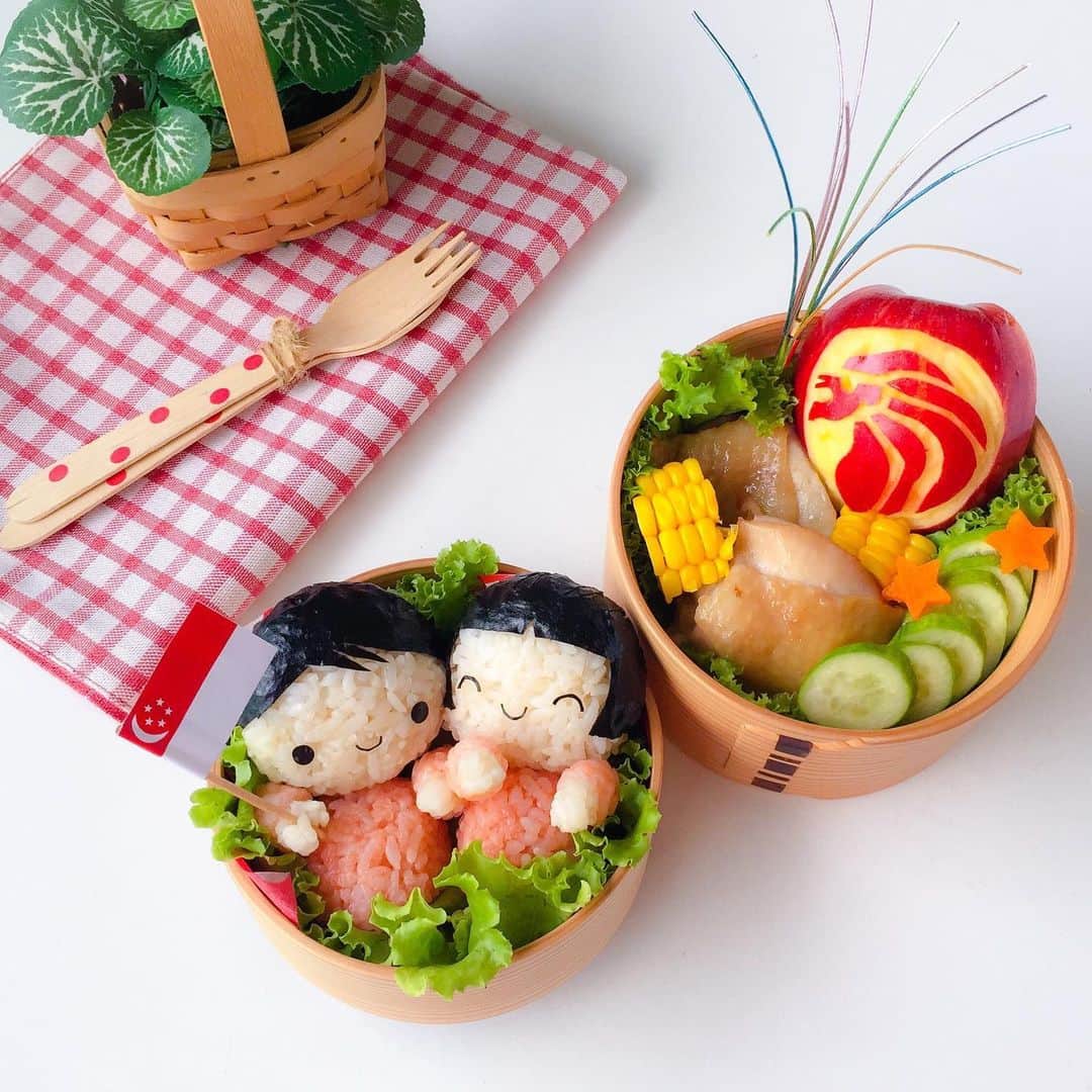 Little Miss Bento・Shirley シャリーさんのインスタグラム写真 - (Little Miss Bento・Shirley シャリーInstagram)「Happy National Day to my friends in Singapore! 🇸🇬 Happy 54 birthday 🎁! Made this NDP theme bento for a magazine shoot request quite some time ago and never got around to sharing this on my IG. Today is the perfect day ~~ enjoy the long weekend for the folks in sg」8月9日 11時33分 - littlemissbento