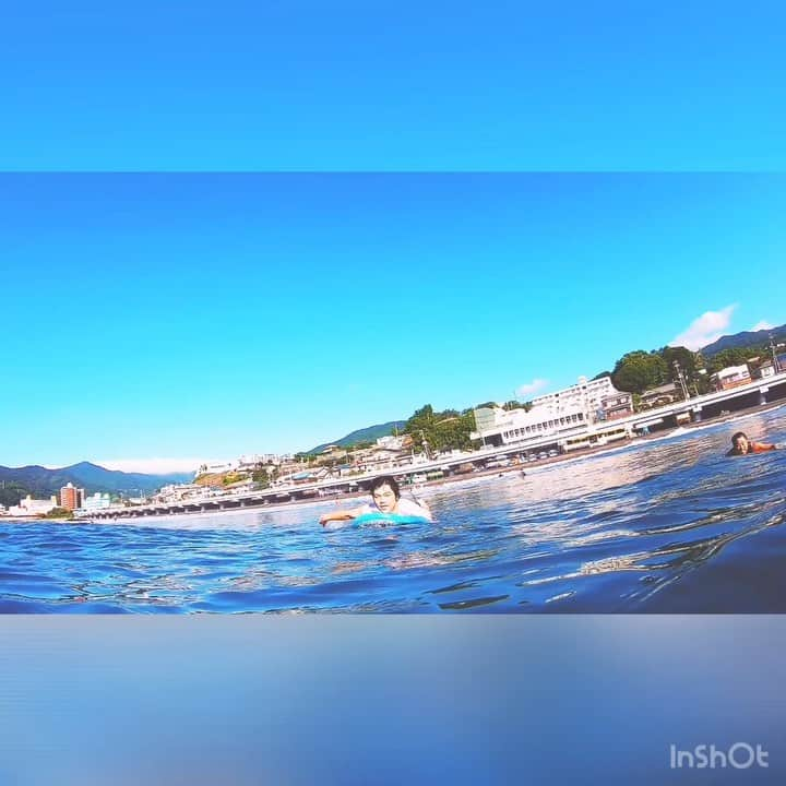 寺中友将のインスタグラム：「🌊🌊🌊 . . . #叔父貴カメラ #佐藤カメラ」