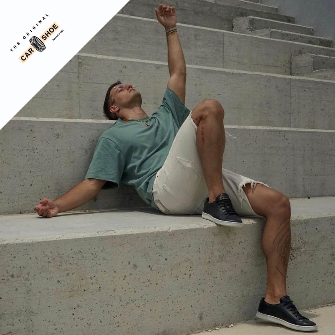 のインスタグラム：「Upside your head. Blending heritage details @gabesposito wears The Smooth sneakers in soft blue leather. Available via link in bio. #CarShoeCrew」