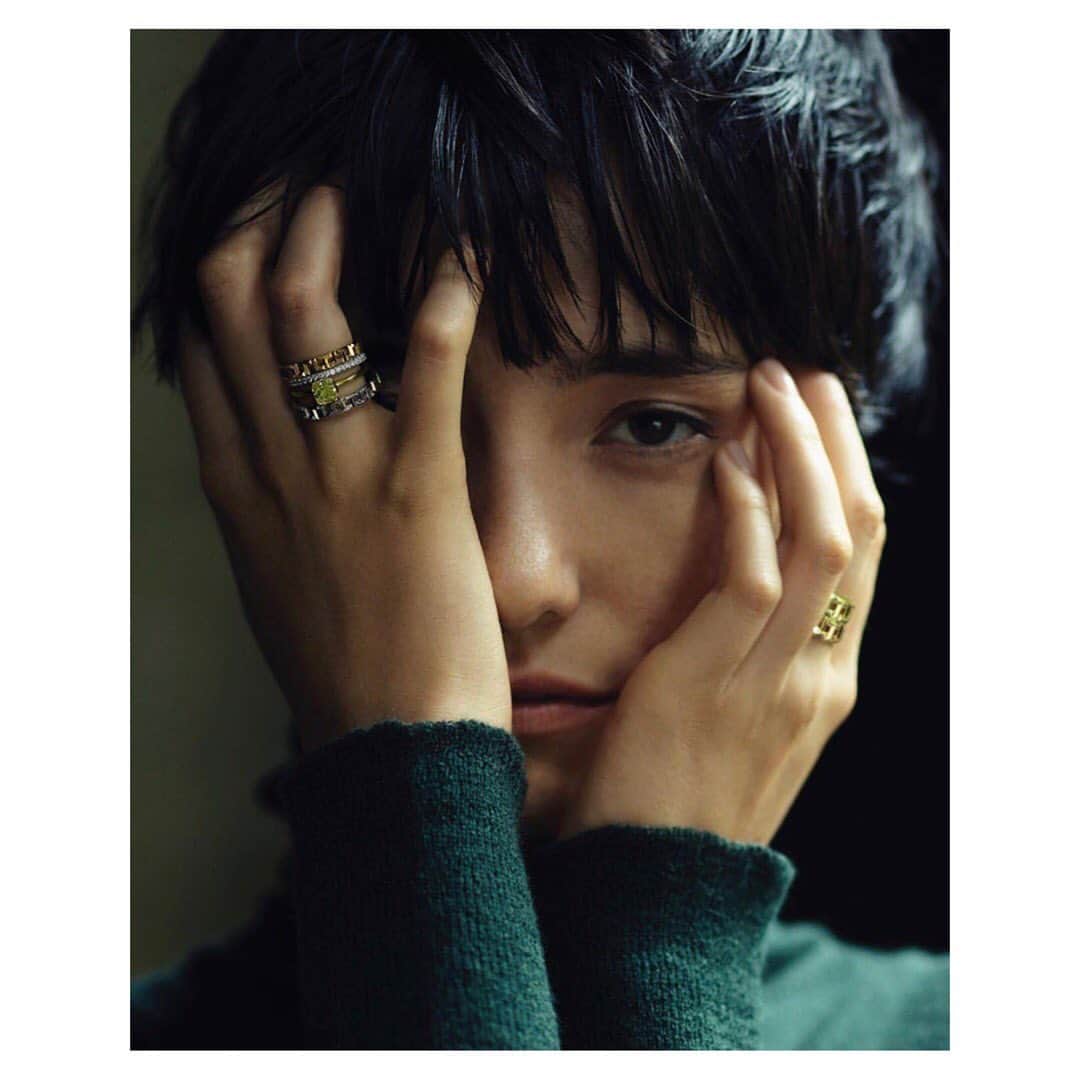のインスタグラム：「💍💄✨」