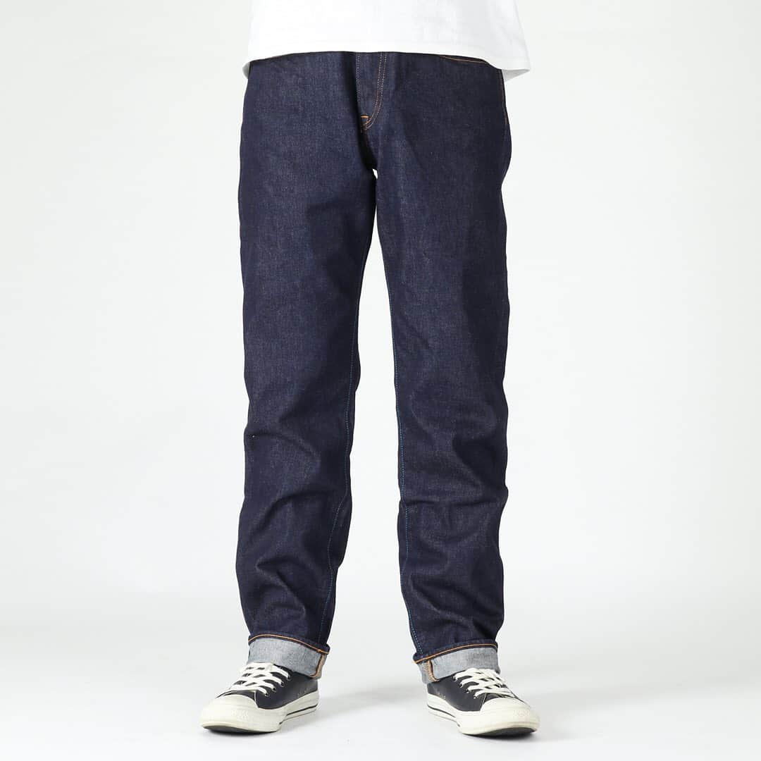 Japanblue Jeansさんのインスタグラム写真 - (Japanblue JeansInstagram)「✔︎Item Stord Limited . #4 Classic Straight ゆったりとしたワイドシルエットながらも野暮ったさを感じさせないクラシックモデル . #直営店限定CIRCLE #storelimitedCIRCLE #数量限定 #japanbluejeans #JEANS #DENIM #madeinjapan #factory #jeansstreet #ueno #tokyo #prep #new #limited #selvadge #ジーンズストリート #デニム #ジーンズ #国産 #岡山 #倉敷 #児島 #渋谷 #上野 #京都 #大阪 #国産 #セルヴィッチ」8月9日 13時27分 - japanbluejeans