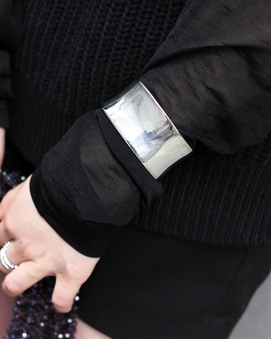 Fashionsnap.comさんのインスタグラム写真 - (Fashionsnap.comInstagram)「【#スナップ_fs】 Name MIZUMO  Vest #QUAINT Shirt #GVGV Bag #vintage Eyewear #HandM Ring #PPA Earrings #WACKOMARIA  #fashionsnap #fashionsnap_women」8月9日 13時40分 - fashionsnapcom