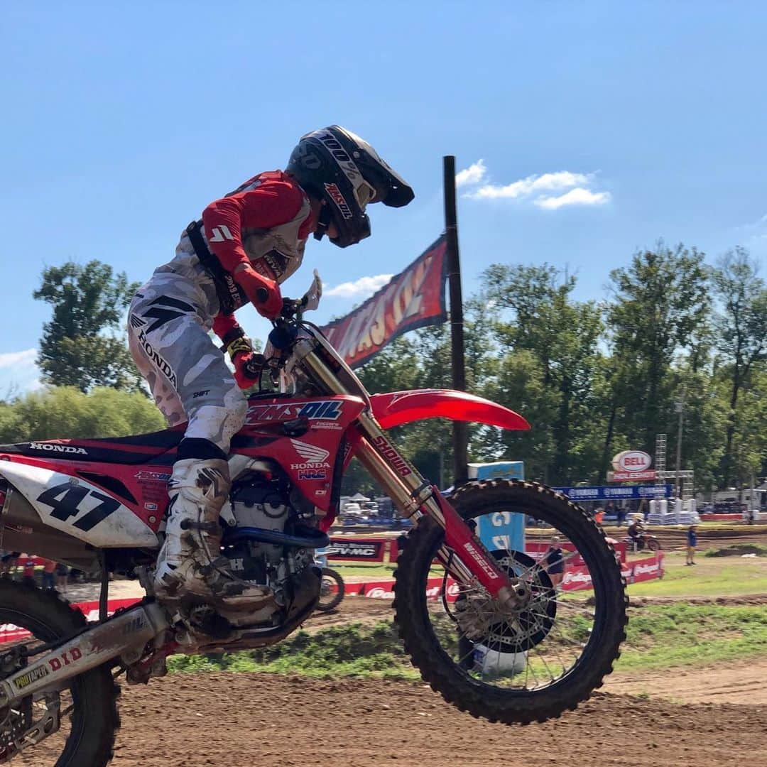 Honda Powersports USさんのインスタグラム写真 - (Honda Powersports USInstagram)「Congratulations to red riders @carsonmumford, @jettson49, and @joshimoda47 with their podium finishes at @lorettalynnmx this past weekend.  Carson got 2nd overall in the 250 Pro Sport, Jett 2nd overall and Jo 3rd overall in Open Pro Sport (Premier Class). #CRF250R 📸: @madmoosemedia」8月9日 13時52分 - honda_powersports_us