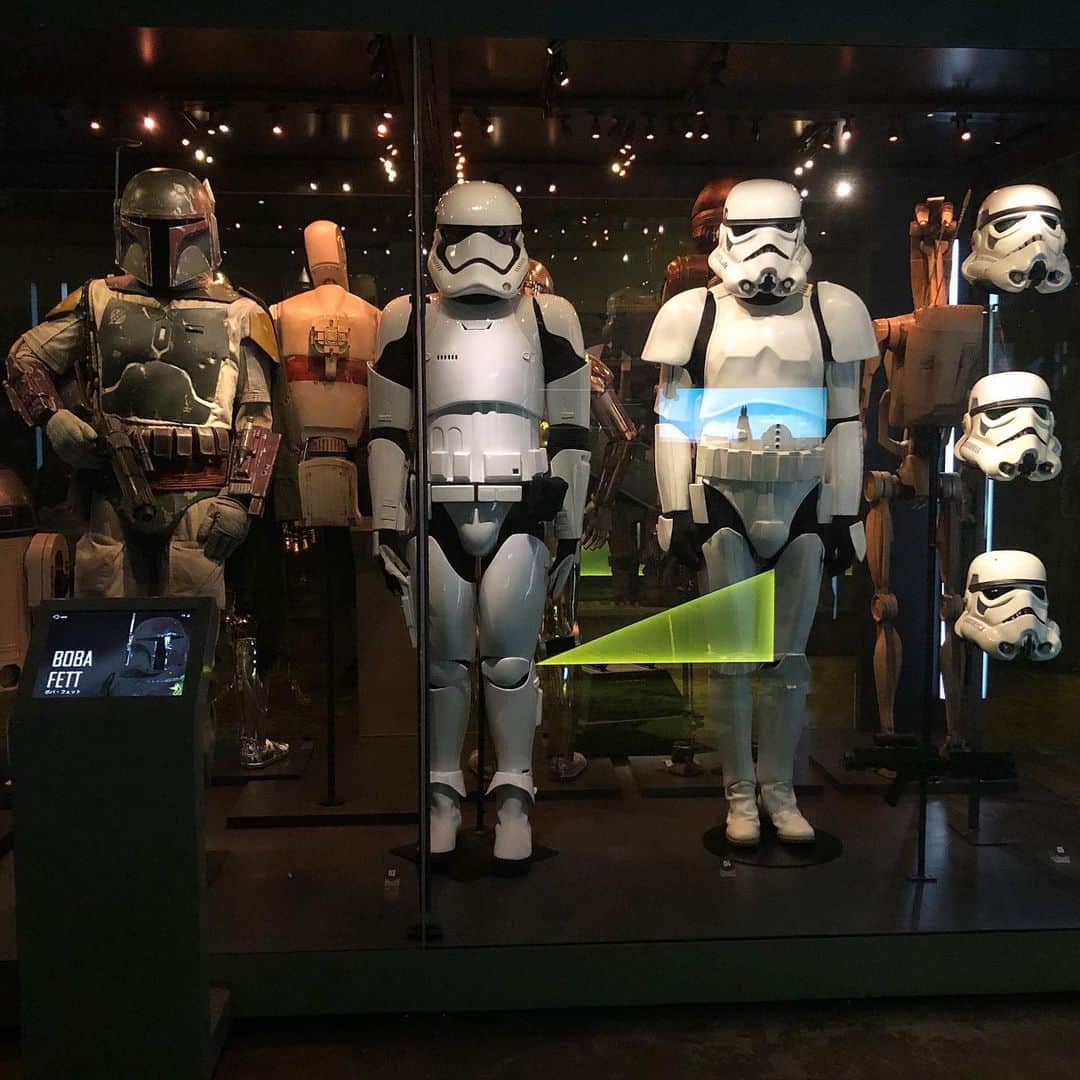 The Japan Timesさんのインスタグラム写真 - (The Japan TimesInstagram)「The “Star Wars Identities” event marks one of the largest “Star Wars” exhibitions to date and includes a plethora of exciting movie memorabilia: costumes worn by the actors themselves, props used in the films and detailed concept art of the characters that span from the original film to 2016’s “The Force Awakens.” That means visitors can see Darth Vader, Yoda and R2-D2 in person. The exhibition will be open in Tokyo until Jan. 13, 2020. (Chris McKay photos / ©2012 Lucasfilm Ltd. & TM. All rights reserved.) . . . . . . #Japan #Tokyo #StarWars #movies #r2d2 #yoda #darthvader #travel #日本 #東京 #スターウォーズ #映画 #ヨーダ #ダースベイダー #🌌」8月9日 13時58分 - thejapantimes