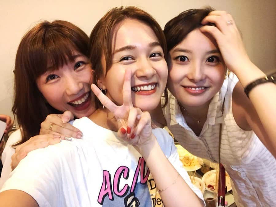 高田あゆみさんのインスタグラム写真 - (高田あゆみInstagram)「大好きな仲間❤️ #family#girls#group」8月9日 14時25分 - ayumitakada1020