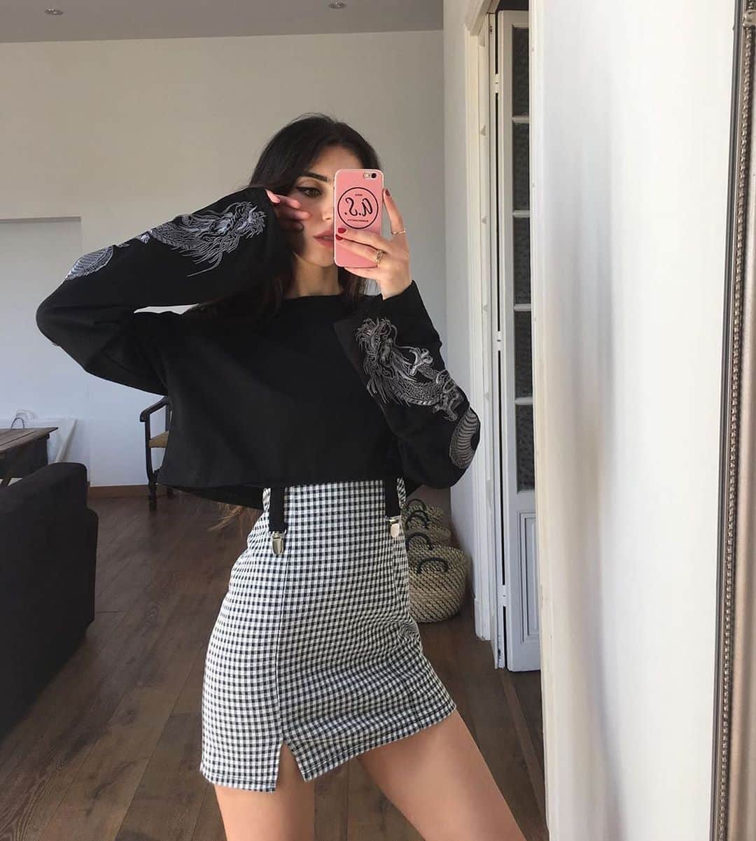 Angel™さんのインスタグラム写真 - (Angel™Instagram)「OOTD😍 Which item would you add to your shopping list? credit @mari_malibu #americanstyle #ootd #fashion #outfit #style #shoppingonline #dress #skirt ❤️」8月9日 14時34分 - americanstyle
