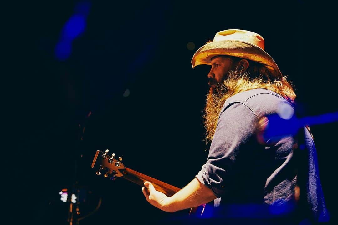 ジョン・メイヤーさんのインスタグラム写真 - (ジョン・メイヤーInstagram)「I’ve done a lot of cool stuff before, but nothing quite like writing a song with the great @chrisstapleton on a Wednesday and playing it live on an arena stage on a Thursday... It’s called “I Just Remembered That I Didn’t Care,” and it’s available now somewhere on YouTube. (And if that wasn’t enough, he sat in on “Slow Dancing in a Burning Room.”) Thanks Chris for the idea to write a song to perform together, and for being such a creative powerhouse. The afterglow is bright. (📷 @daniel)」8月9日 14時53分 - johnmayer