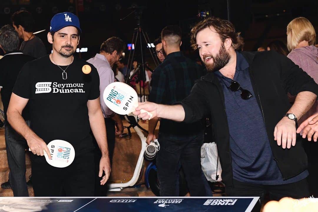 Los Angeles Dodgersさんのインスタグラム写真 - (Los Angeles DodgersInstagram)「Ping pong champs! 🏆  That’s a wrap on the seventh annual @kershawschallenge #PingPong4Purpose event.」8月9日 14時57分 - dodgers