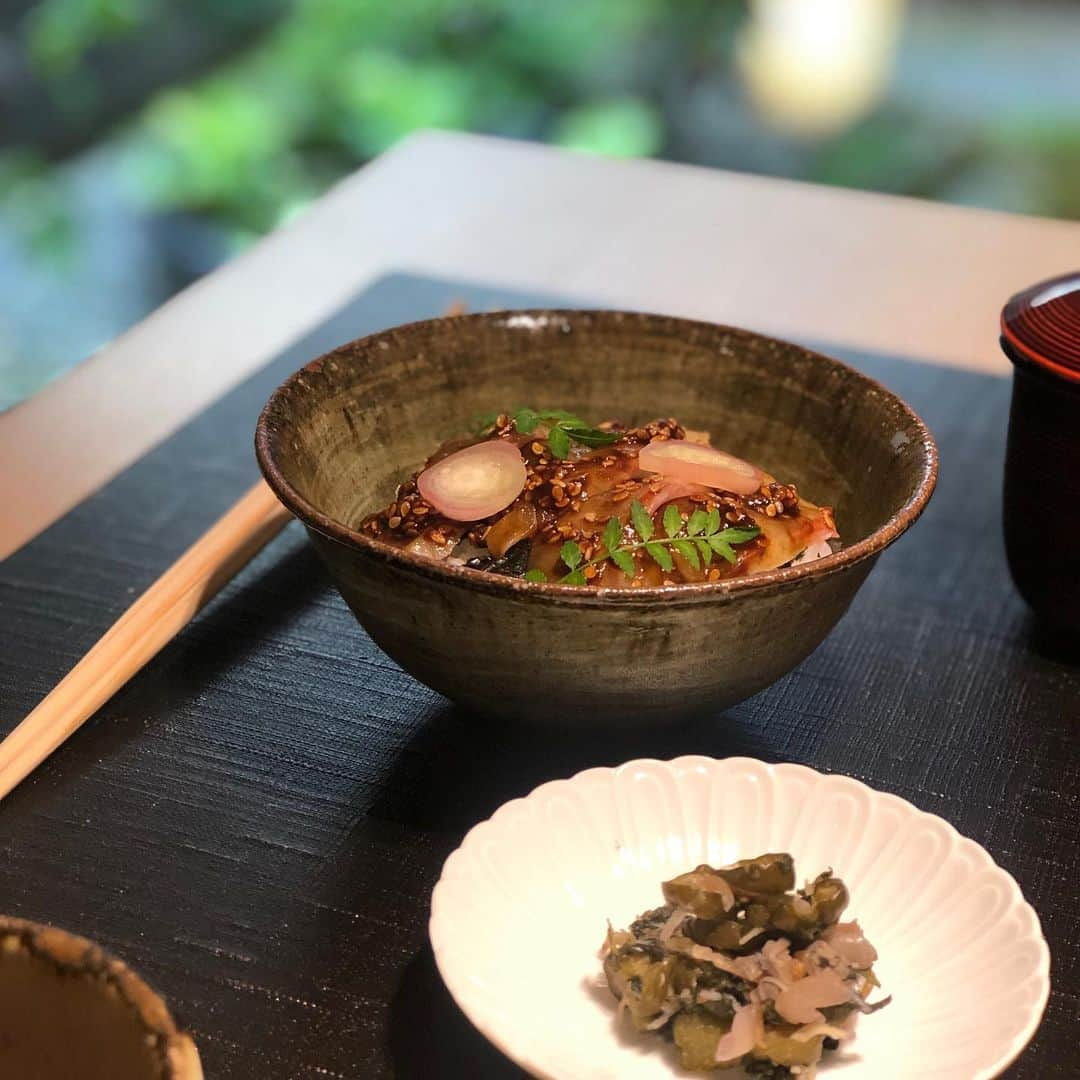 佐藤優里亜さんのインスタグラム写真 - (佐藤優里亜Instagram)「京都でのランチは 日本料理 藤井 で...🎐 ・ #京都ランチ #日本料理 #日本料理藤井  #京料理 #京都グルメ」8月9日 15時32分 - yuriang_