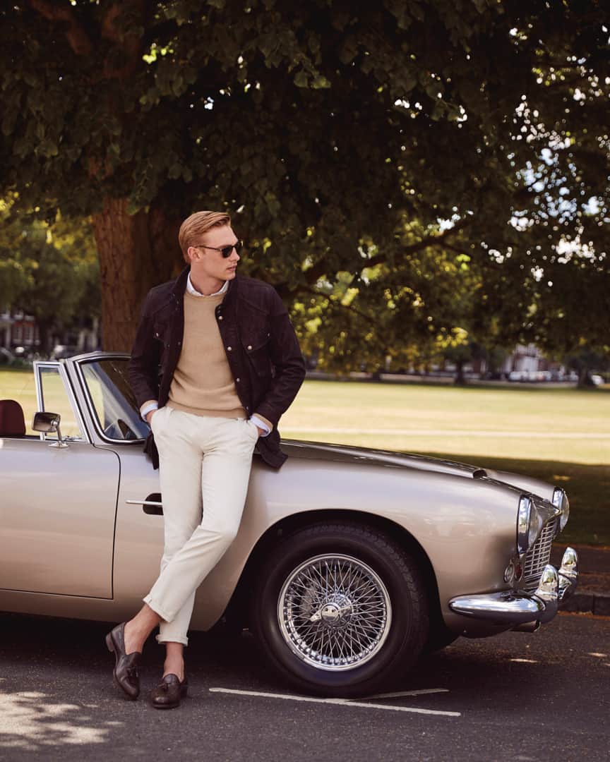 ハケットのインスタグラム：「Off for the weekend? Make sure to dress the part with our elegant edit of getaway pieces. Hit the link in bio for our latest arrivals. #Hackett #WeekendAway」