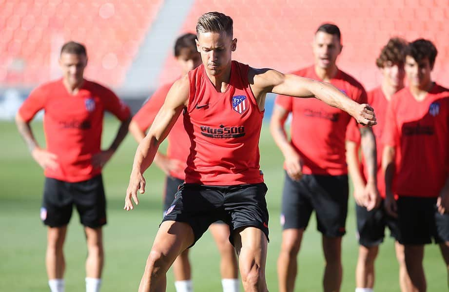 アトレティコ・マドリードさんのインスタグラム写真 - (アトレティコ・マドリードInstagram)「Mañana partidoooo 🤩 Tomorrow match daaaay!  #AtletiSummerTour #ICC2019 #Pretemporada #Preseason #Atleti #Atlético #AtléticoDeMadrid #AúpaAtleti」8月9日 18時36分 - atleticodemadrid