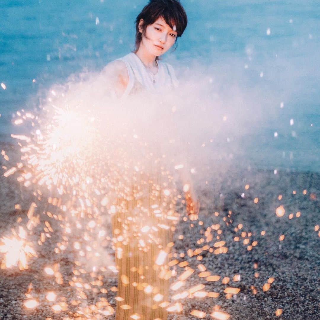 fuka_09さんのインスタグラム写真 - (fuka_09Instagram)「﻿ HA NA BI *.·﻿ ﻿ ﻿ 明日の淀川花火大会﻿ 久々に浴衣を着て行こう﻿ かなと思ってます﻿ 楽しみ＊﻿ ﻿ ﻿ #花火 #fireworks」8月9日 18時51分 - fuka_09