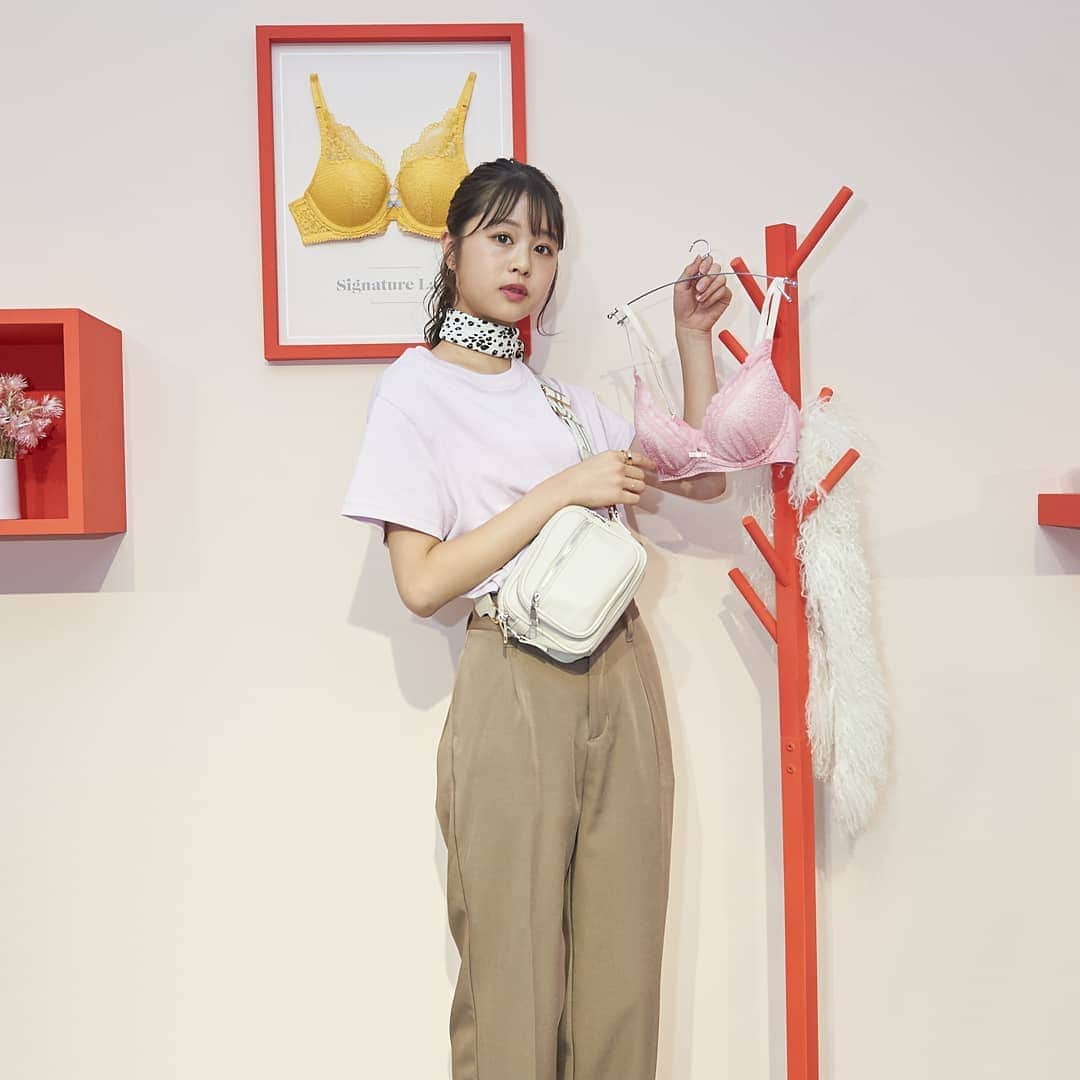 アモスタイル バイ トリンプのインスタグラム