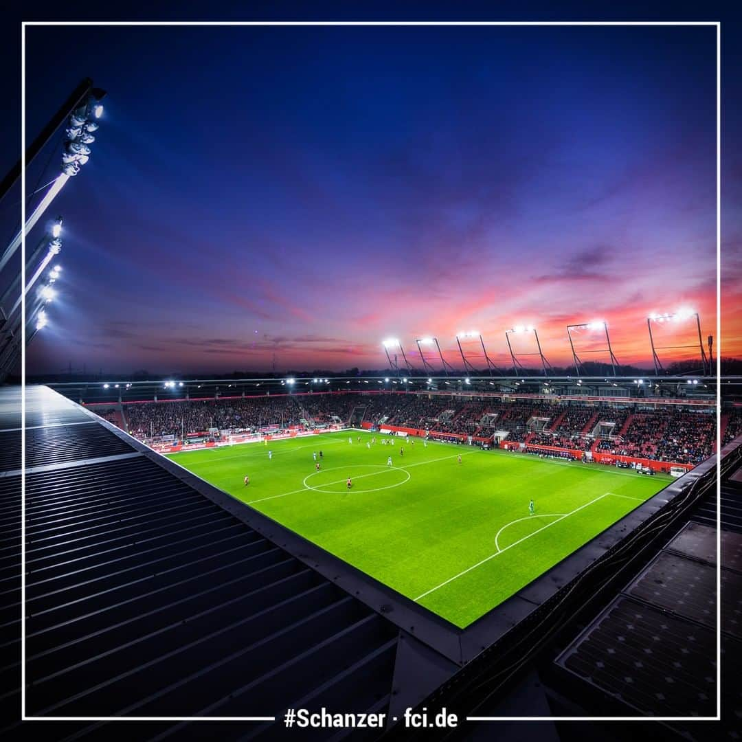 FCインゴルシュタット04さんのインスタグラム写真 - (FCインゴルシュタット04Instagram)「9️⃣ Jahre haben wir gewartet, #Schanzer! Endlich wieder @dfb_pokal dahoam 🤩🏆 Flutlicht: AN ✅💡 Pokalmodus: AN ✅🔥 Spieltagsvorbereitungen: CHECK ✅👊 . . #Matchday #FCIFCN #DFBPokal #Pokal #KOSpiel #Flutlicht #GermanCup #Cup #FCI #FCN #Nürnberg #Bayern #Bavaria #FCIngolstadt #Ingolstadt #Fussball #Soccer #football #Heim #Home #Dahoam #Support #fans #gemeinsam #SchanzerdassindWIR #fight」8月9日 20時00分 - dieschanzer