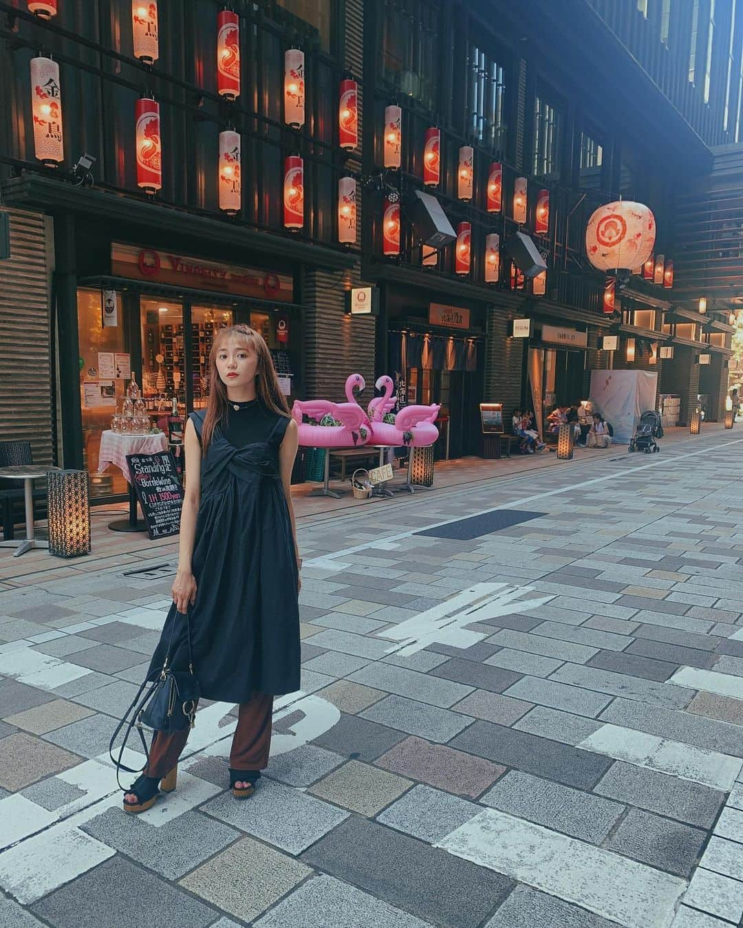 星名美怜さんのインスタグラム写真 - (星名美怜Instagram)「♥♥♥﻿ ㅤㅤㅤ .﻿ ㅤㅤㅤ #mireinocode﻿ ㅤㅤㅤ ﻿ ㅤㅤㅤ #mireinsta ㅤㅤㅤ ㅤㅤㅤ #coordinate #ootd #ootdfashion #instafashion ㅤㅤㅤ #フレアパンツ #黒ワンピース #キャミワンピㅤㅤㅤ #今日のコーデ ㅤㅤㅤ #emoda #milaowen #snidel #chloebag ㅤㅤㅤ ㅤㅤㅤ #日本橋 #室町 #コレド室町 #tokyo ㅤㅤㅤ」8月9日 20時06分 - hoshina_mirei_official