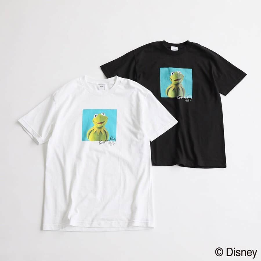 JOURNAL STANDARD relumeさんのインスタグラム写真 - (JOURNAL STANDARD relumeInstagram)「﻿ 「Kermit the Frog」のプリントを施したTシャツシリーズが今年も登場!!﻿ ﻿ relumeらしい現代ストリートのエッセンスを盛り込んだデザインに仕上がりました。 ﻿ ﻿ ビッグシルエット気味に設定しつつ、ルーズ過ぎないトレンド感あるオーバーサイズはメンズを問わずレディースにもお勧めです。﻿ ﻿ 詳しくはお近くのrelumeショップやショッピングリンクよりご覧ください🛒﻿✨ ﻿ ﻿ #kermit﻿ #tshirt﻿ #19ss﻿ #19fw﻿ #relume﻿ #journalstandardrelume﻿ #baycrews」8月9日 20時30分 - js_relume