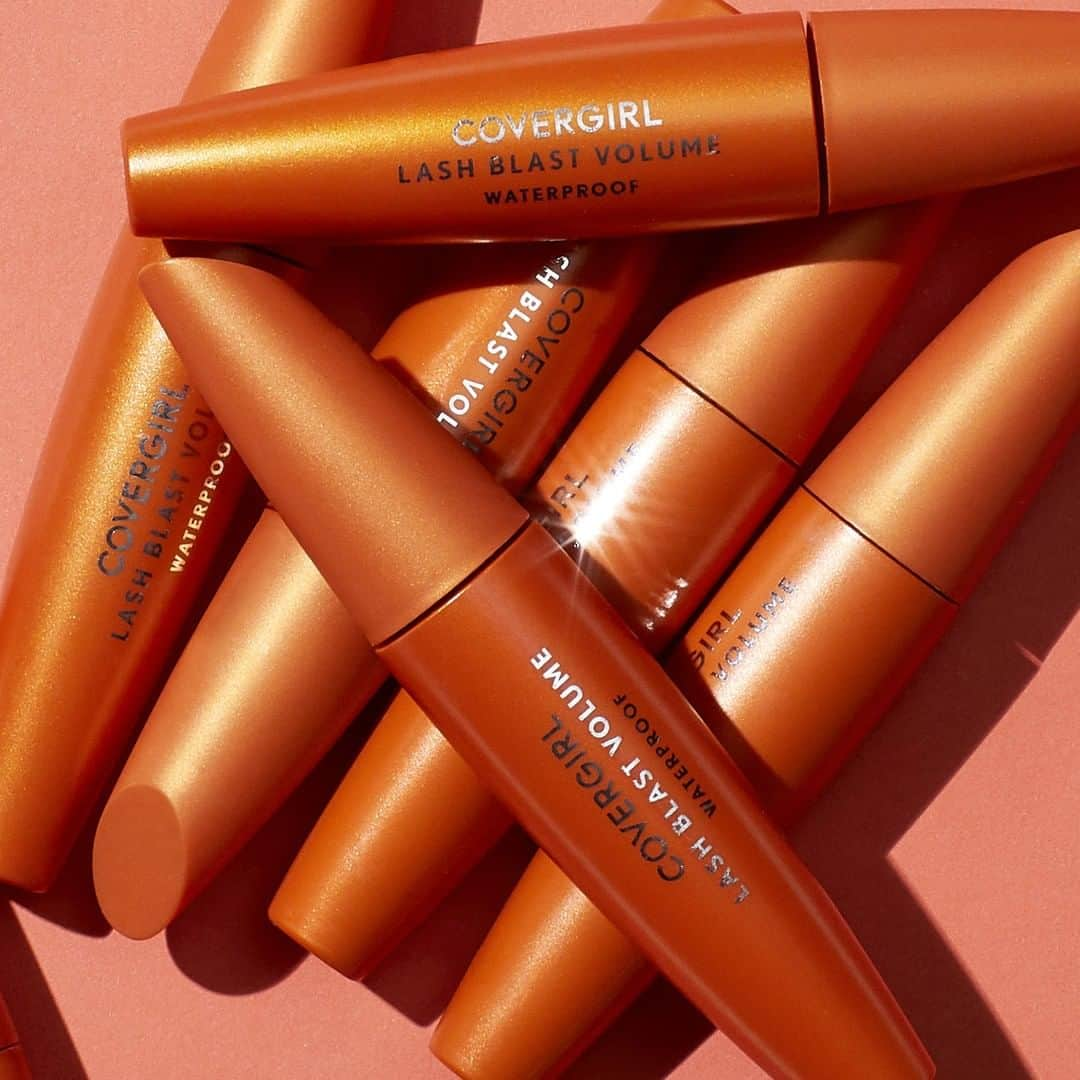 COVERGIRLさんのインスタグラム写真 - (COVERGIRLInstagram)「Full + Voluminous. With Lash Blast Volume Mascara each and every lash leaving you with the ultimate big-lash look with ten times more volume instantly! 🧡 #IAmWhatIMakeup #COVERGIRLCrueltyFree #CrueltyFree」8月9日 20時33分 - covergirl