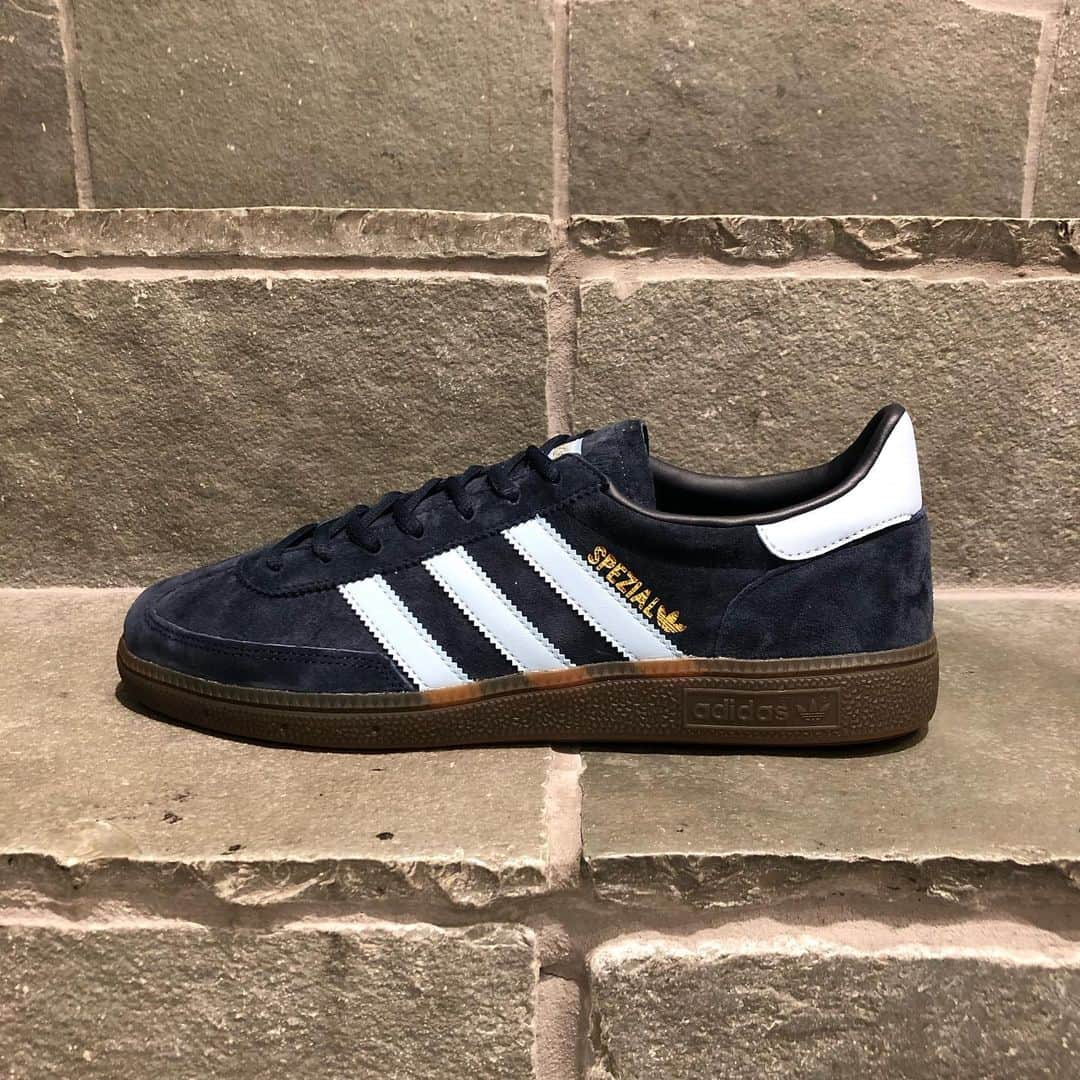 BEAMS JAPANさんのインスタグラム写真 - (BEAMS JAPANInstagram)「＜adidas＞ Mens HANDBALL SPEZIAL BEAMS JAPAN 3F @beams_japan #adidas #beams #beamsjapan #beamsjapan3rd Instagram for New Arrivals Blog for Recommended Items #japan #tokyo #shinjuku #mensfashion #womensfashion #日本 #東京 #新宿 #ファッション#メンズファッション #ウィメンズファッション #ビームス #ビームスジャパン」8月9日 20時43分 - beams_japan