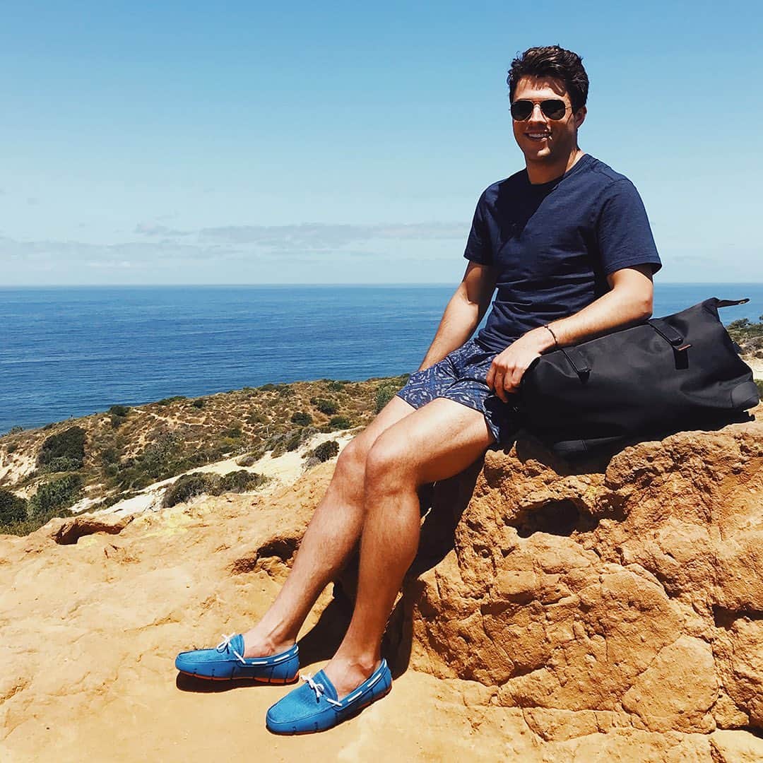 スイムズのインスタグラム：「Take your loafers from the promenade onto the beach and into the water with our special drainage technology	 #loafers #shoesoftheday #summerstyle」