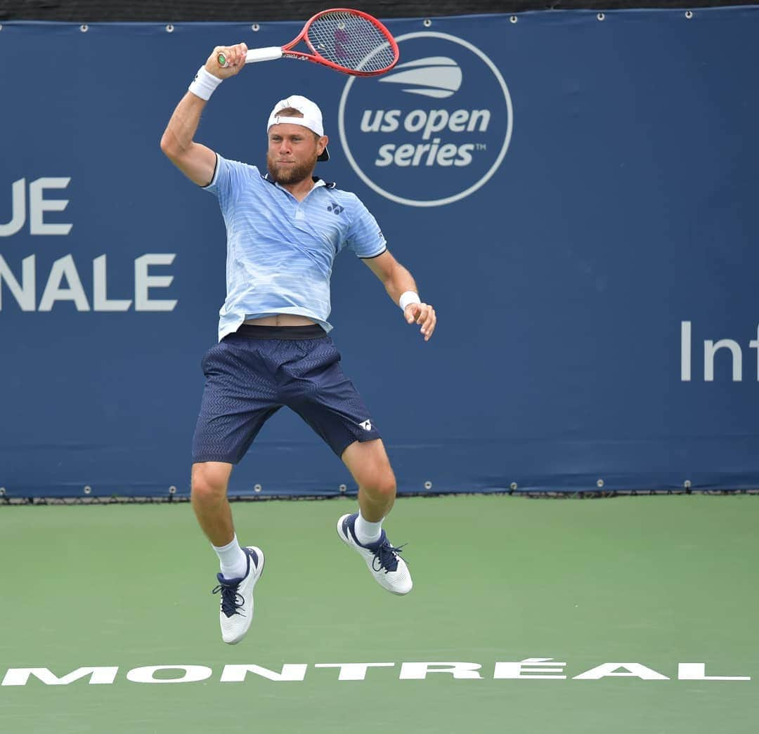 ラドゥ・アルボットのインスタグラム：「See you next year, @couperogers. Time to fly to  @cincytennis now. 📸: Peter Staples | @ATPTour  #usopenseries #time #of #the #year」