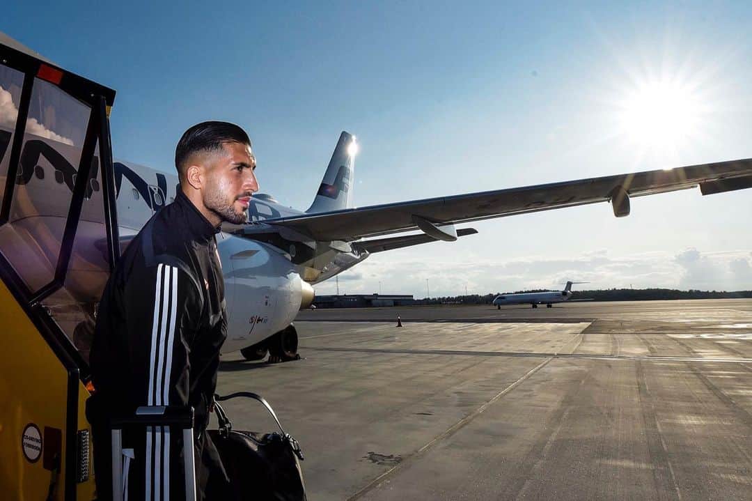 エムレ・カンのインスタグラム：「Sunny välkommen in Sweden 🇸🇪 Looking forward for tomorrow’s game!  #EC23 #iCan #WeCan #ForzaJuve」