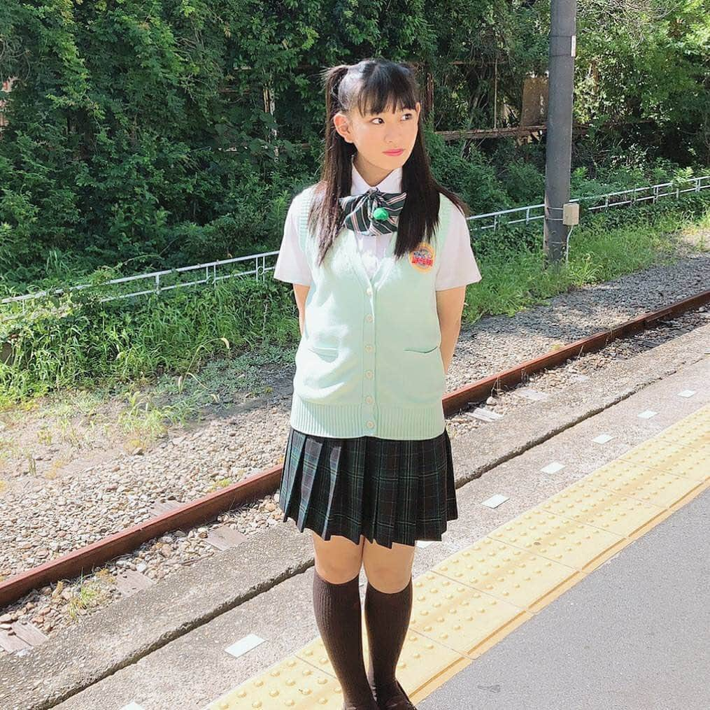 たこやきレインボー公式さんのインスタグラム写真 - (たこやきレインボー公式Instagram)「💚@negishikaren_official 今日はムチャミタスロケ☺️ さき💛と貝塚に行ってきました😆 初めての貝塚満喫🛤✨ 縁みくじを引いたり🤩、昼の星をみたり🌟 暑かった今日もあっという間💦 オンエア楽しみにしててくださいね🥰 ※ ※ ※ #たこやきレインボー #たこ虹 #tacoyakirainbow #taconiji #根岸可蓮 #れんれん #Renstagram #ムチャミタス #かがくdeムチャミタス #水間寺 #水間観音 #followme #instagood #れんれんドキドキでーす」8月9日 21時57分 - tacoyakirainbow0917