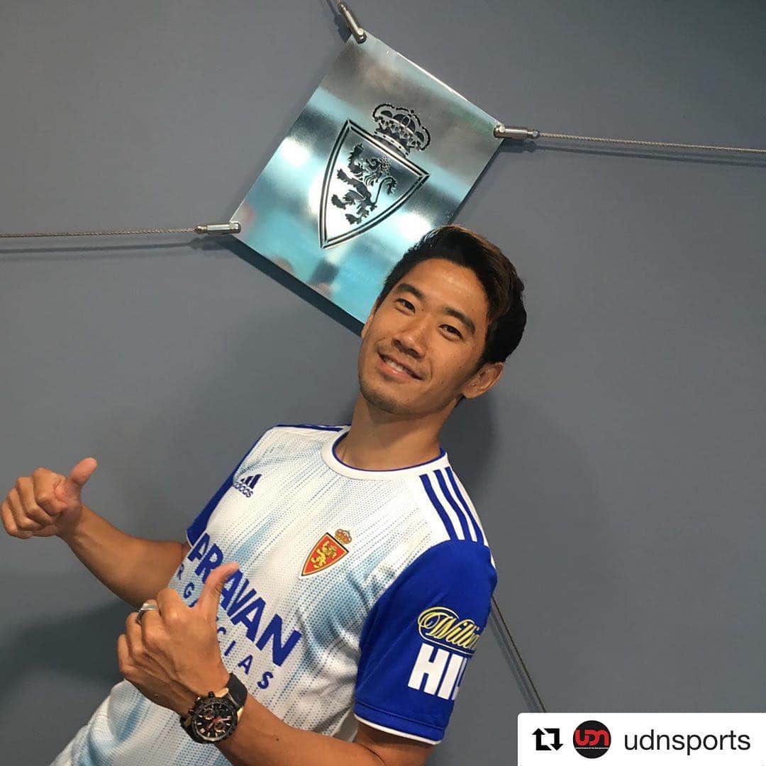 のインスタグラム：「香川真司がスペイン2部レアル・サラゴサへ! 契約は2年間、クラブは豊富な経験値に期待  #gekisaka #ゲキサカ  #Repost @udnsports with @get_repost ・・・ ‪香川選手がスペイン🇪🇸/ラ・リーガ セグンダディビシオンのレアル・サラゴサへの加入が決まりました！‬ 香川選手、スペインでも頑張ってください🔥 みんなで応援しています！ @sk23.10  @realzaragoza  @laliga #udnsports #udn #shinjikagawa  #香川真司 #RealZaragoza #spain #laliga #udnfoundation」