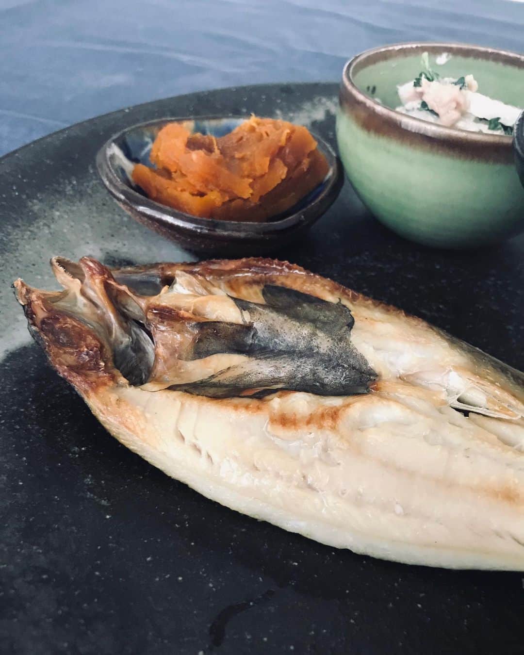 柏木作夢さんのインスタグラム写真 - (柏木作夢Instagram)「ほっけ🐟  #nagimeshi #dinner #foodporn #fish #おうちごはん」8月9日 22時12分 - samukashiwagi