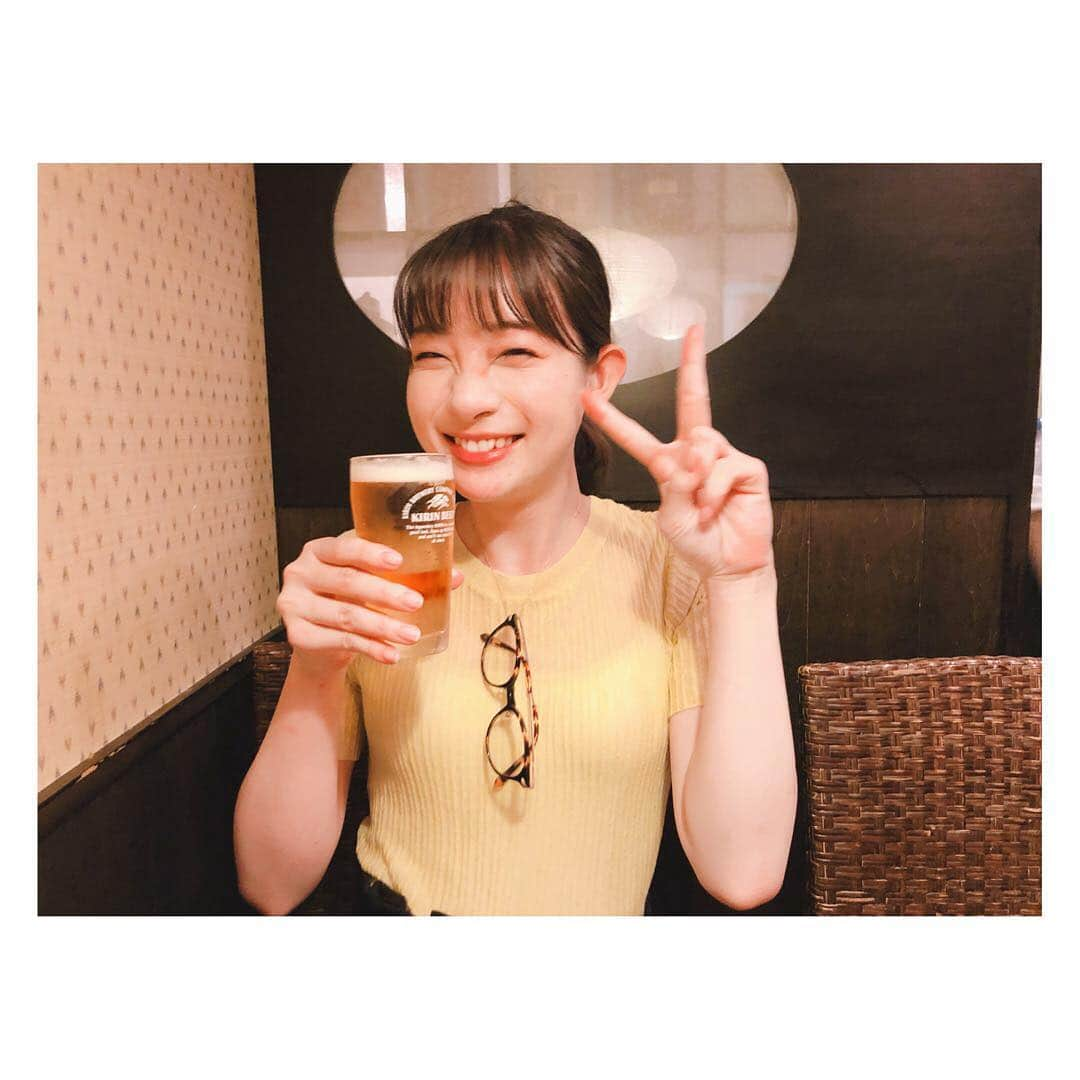 足立梨花さんのインスタグラム写真 - (足立梨花Instagram)「なんじゃこりゃ！？ビールが美味しいぞぉ〜🍻♪﻿ でお馴染みのあだちです。﻿ ﻿ 早めにご飯を終えてお風呂でまったり♡﻿ 明日は「にじいろジーン」です😚🌈﻿ ホテルが最高〜！！！﻿ ﻿ 気持ちいいお布団でぐっすり眠ります💤﻿ おやすみ🌙﻿ ﻿  #KIRIN #キリン #一番搾り #新一番搾り #新おいしい」8月9日 22時24分 - adacchee