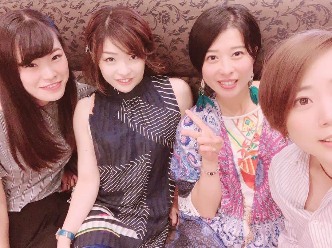 知念紗耶のインスタグラム：「広報メンバー集結✨ なかなか全員集まれないので、打ち合わせ後も色んな話で盛り上がりました🌸 #広報 #grockets #打ち合わせ」
