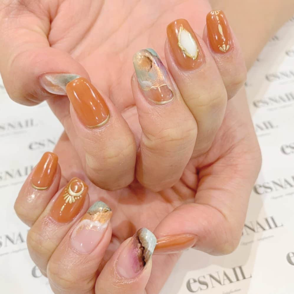 esNAILさんのインスタグラム写真 - (esNAILInstagram)「#nail#nails#nailart#naildesign#esnail#esnail_shibuya#gelnail#ネイル#エスネイル#ジェルネイル#esネイル#ネイルデザイン#美甲#tokyo#shibuya#newnail#渋谷店#新宿店#吉祥寺店#大宮店#名古屋店#大阪店#福岡店 @esnail_la」8月9日 23時04分 - esnail_japan