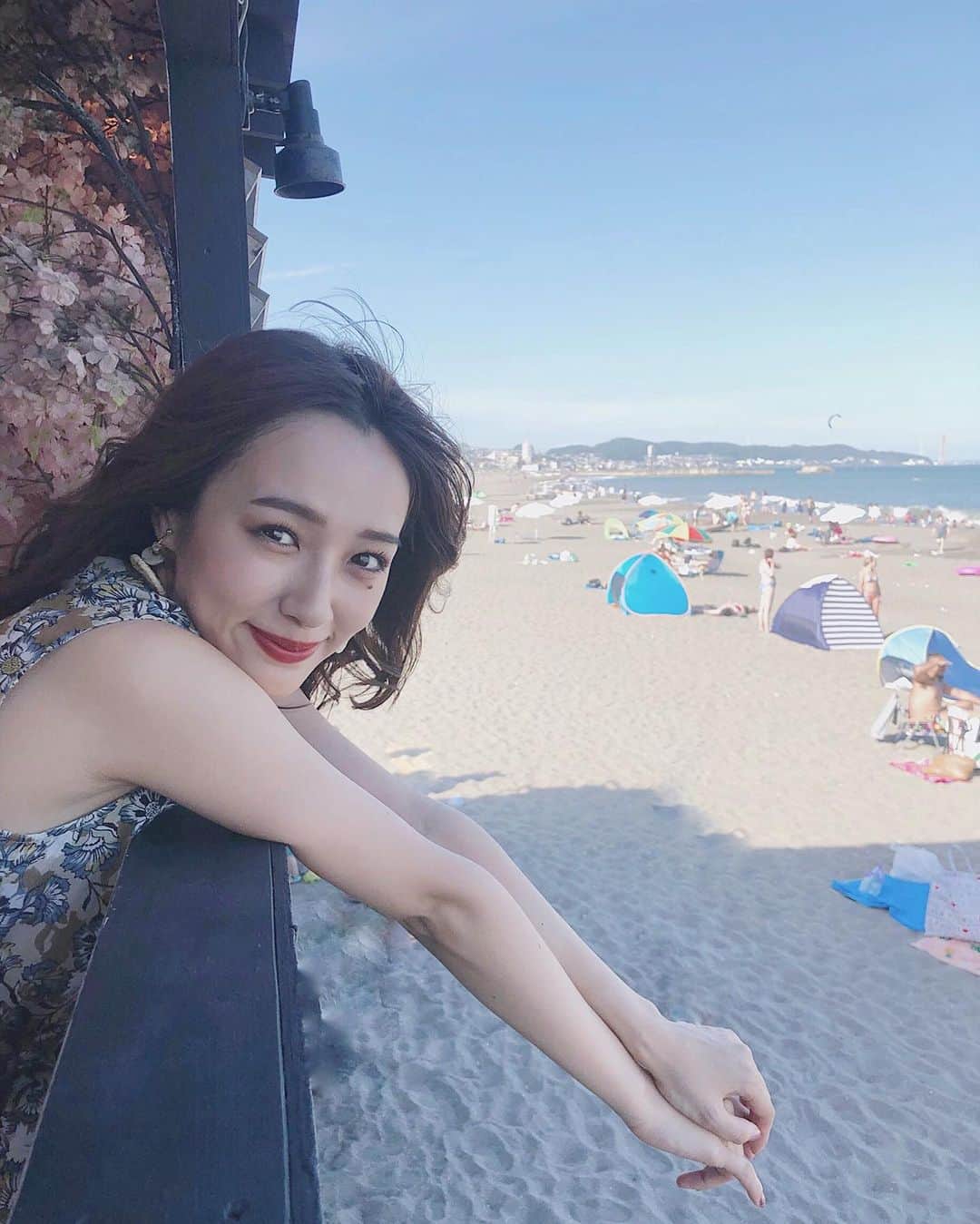 前田希美（まえのん）さんのインスタグラム写真 - (前田希美（まえのん）Instagram)「今年、初海です。 夏は苦手だけど海もたまにはいいなぁって 思いました。 ドライブとかしたいなぁ☺︎ (免許持ってないけど。笑)  #tgcbeach #beach #三浦海岸 #海  #summer #code #fashion」8月9日 23時06分 - maeda_nozomi