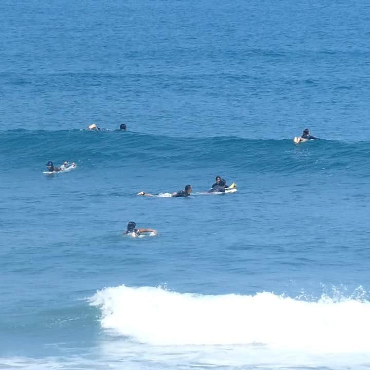 のインスタグラム：「Very hot day but cool water  #surfing #surfingday #surfinglife #beach #beachlife」