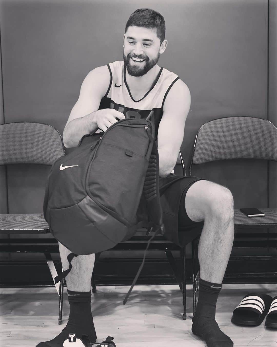 Brooklyn Netsさんのインスタグラム写真 - (Brooklyn NetsInstagram)「Joey Buckets: Always in his bag」8月9日 23時50分 - brooklynnets
