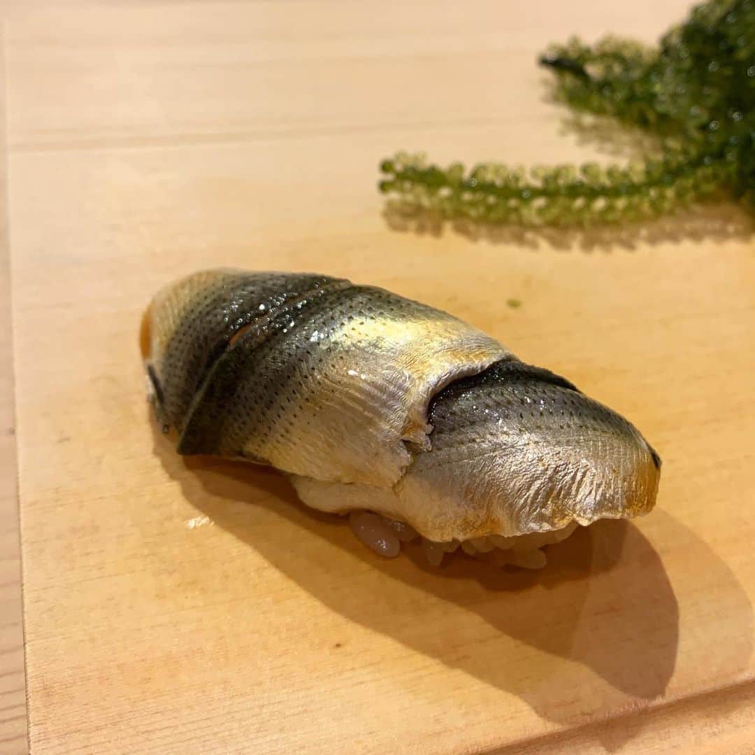 田中セシルさんのインスタグラム写真 - (田中セシルInstagram)「＊ しばし日本を離れる前に、和食を。 ということで美味しいお鮨を頂きました🍣✨ #鮨 #村瀬 #sushi #murase」8月10日 0時25分 - ceciltanaka