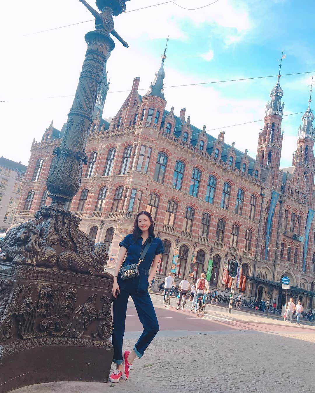 イ・ダヒさんのインスタグラム写真 - (イ・ダヒInstagram)「보고있나 우리처돌이들😘☺😎😆 #netherlands #amsterdam #네덜란드 #암스테르담」8月10日 0時30分 - dahee0315